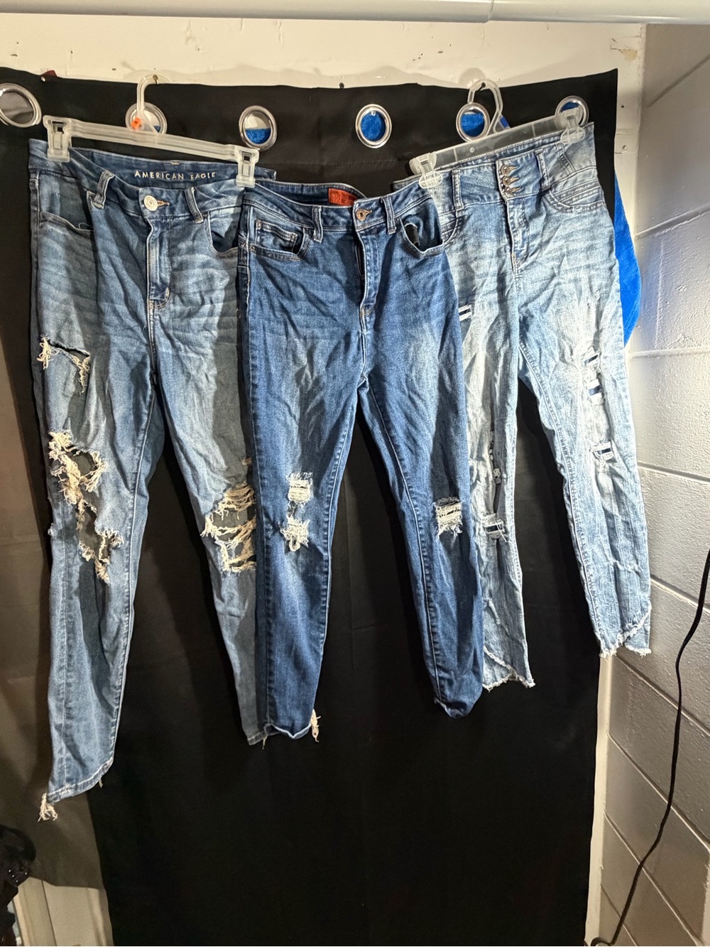 American Eagle Outfitters Men's Ripped Light and Medium Blue Skinny Jeans
